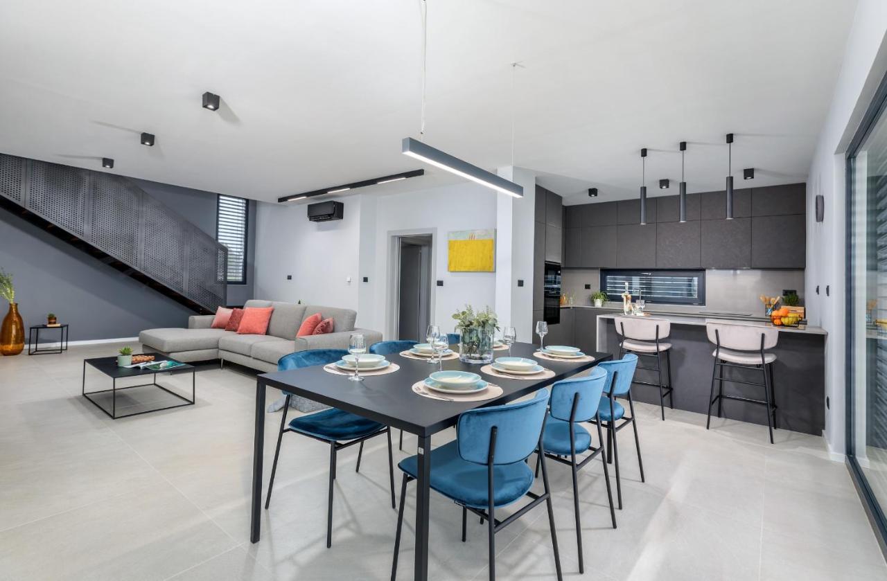 Amazing Private Villa With Outdoor Swimming Pool In Vodnjan Exterior foto
